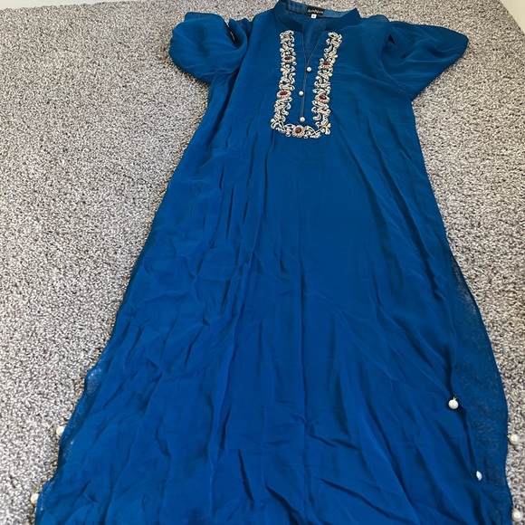 Pakistani designer kurti, brand new with no tags. - Picture 3 of 5